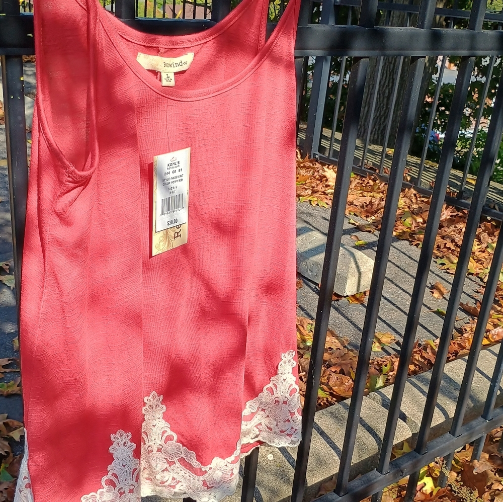 🍄‍🟫 AUTUMN VIBES 🍄‍🟫 NWT Rewind Tank, Lace accent, Fall Fashion, Bohemian